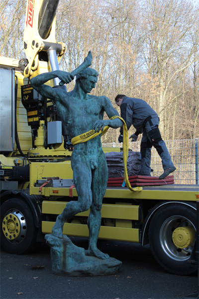 Image courtesy of Galerie Peter Kilchmann, Zurich Image courtesy of Galerie Peter Kilchmann, Zurich